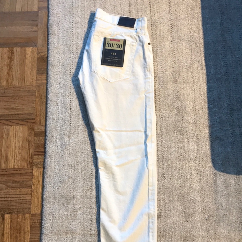 J Crew Men’s 484 White Jeans 30/30 NEW WITH TAGS!!